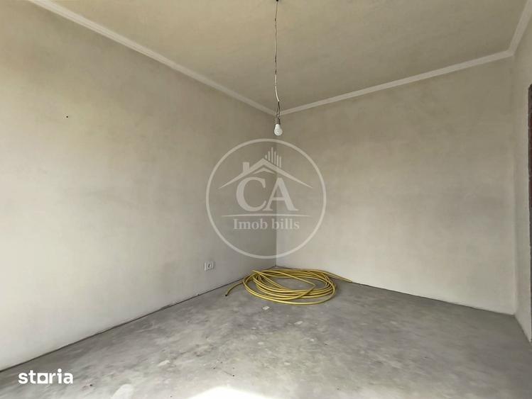 Casă cu 4 camere decomandat cu Teren 500 Mp în Sântandrei