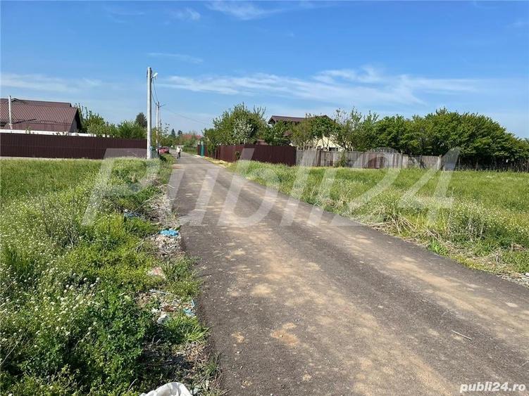 Teren de 1000 mp, în Orăști