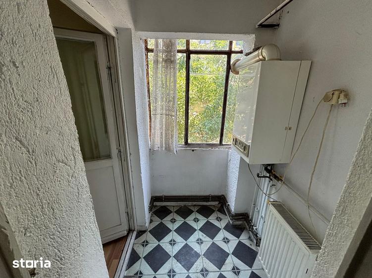 Garsonieră decomandată în Central