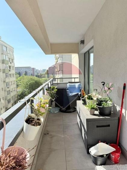 Apartament cu 2 camere semidecomandat în Basarab