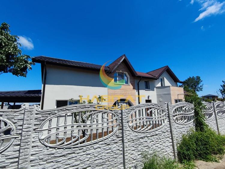 Casă individuală cu 6 camere cu Canalizare în Vidra