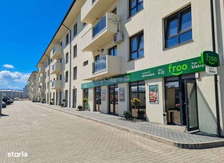 Spatiu Comercial cu Vitrine, Open Space, 100 mp - Doamna Stanca Sibiu