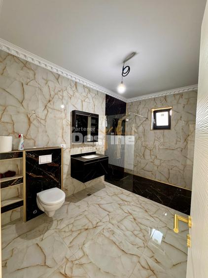 Casă individuală cu 4 camere cu Canalizare în Deal