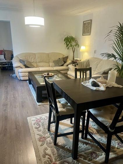 Casă cu 4 camere în Străulești