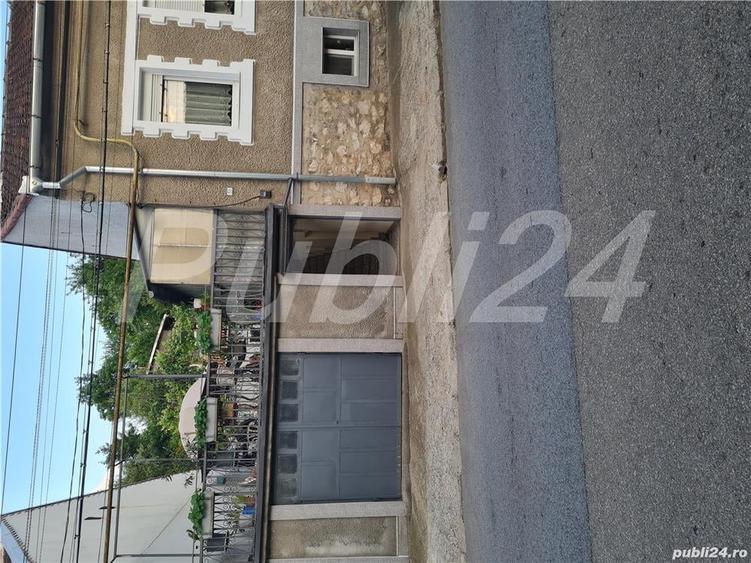 Casă cu 4 camere în Moroasa 1