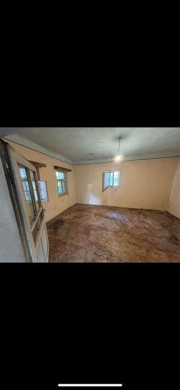 Casă cu 3 camere în Chiuzbaia