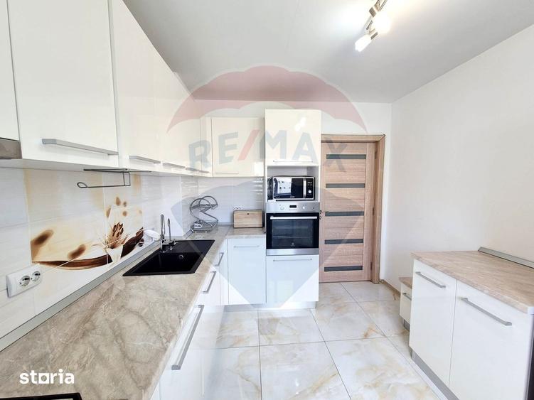Apartament cu 3 camere decomandat, mobilat în Dristor