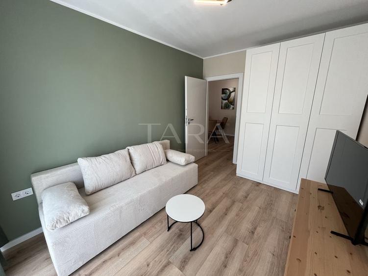 Apartament cu 3 camere semidecomandat, mobilat în Florești — fotografia 3