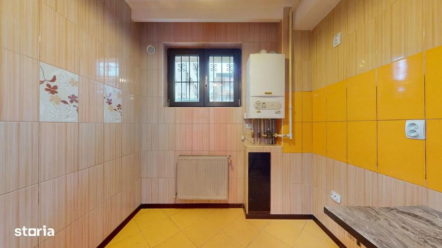Apartament cu 2 camere decomandat în Păcii