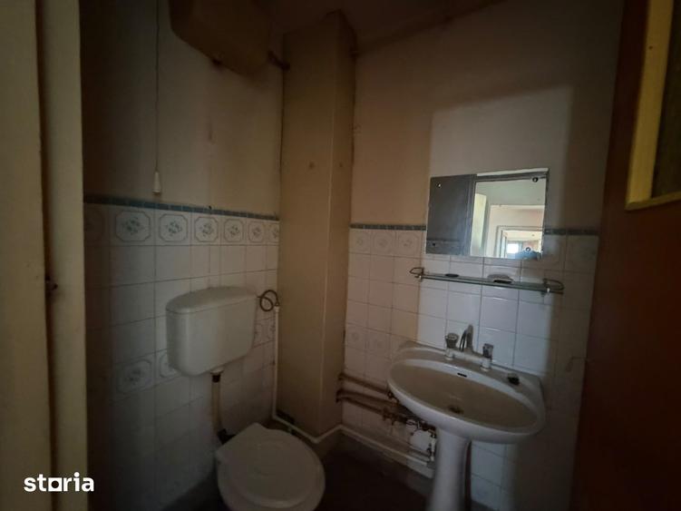 Apartament cu 3 camere decomandat în Militari