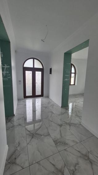 Spațiu comercial, de 250 mp, în Tudor Vladimirescu