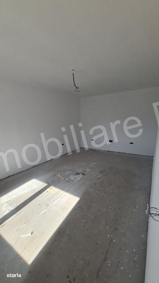 Casă cu 3 camere cu Teren 251 Mp în Central