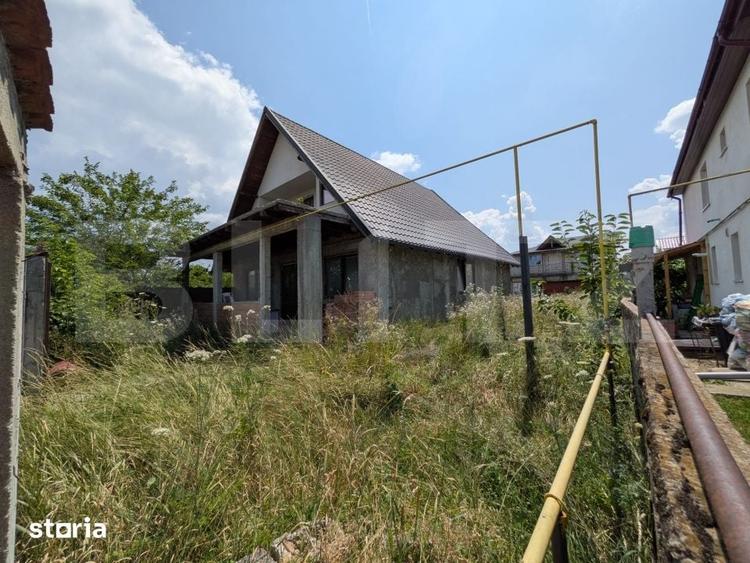 Casă cu 5 camere cu Teren 141 Mp în Central