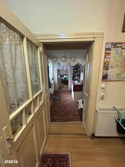 Casă cu 3 camere cu Teren 532 Mp în Central