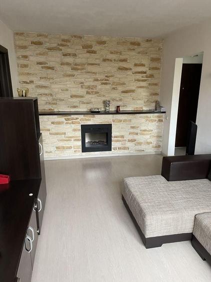 Apartament cu 2 camere semidecomandat, mobilat în Brâncoveanu