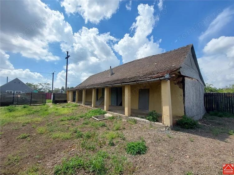 Casă cu 4 camere cu Teren 400 Mp în Vinga