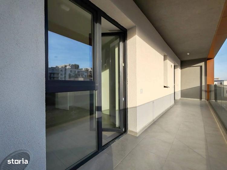 Apartament cu 3 camere decomandat în Romană