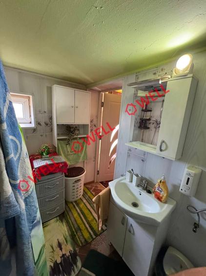 Casă cu 3 camere cu Teren 4669 Mp în Leț