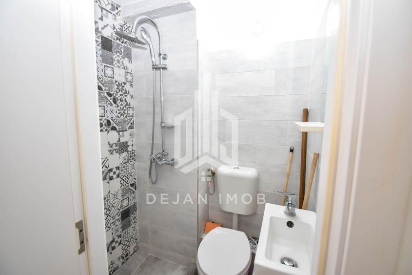 Apartament cu 2 camere semidecomandat în Simeria