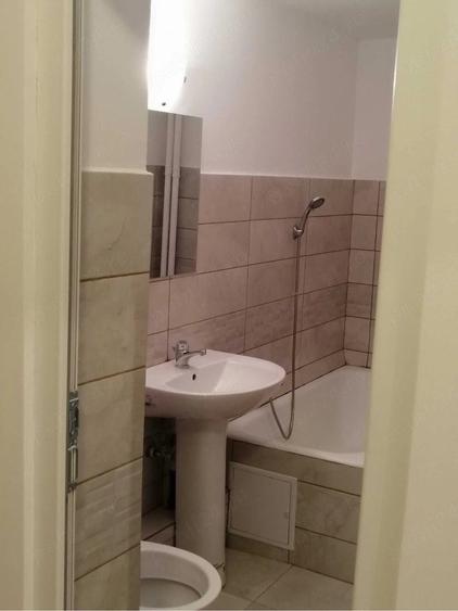 Garsonieră decomandată în Muncii
