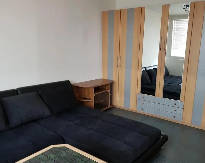 Garsonieră decomandată în Gemenii