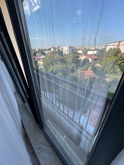 Apartament cu 2 camere decomandat în Colentina
