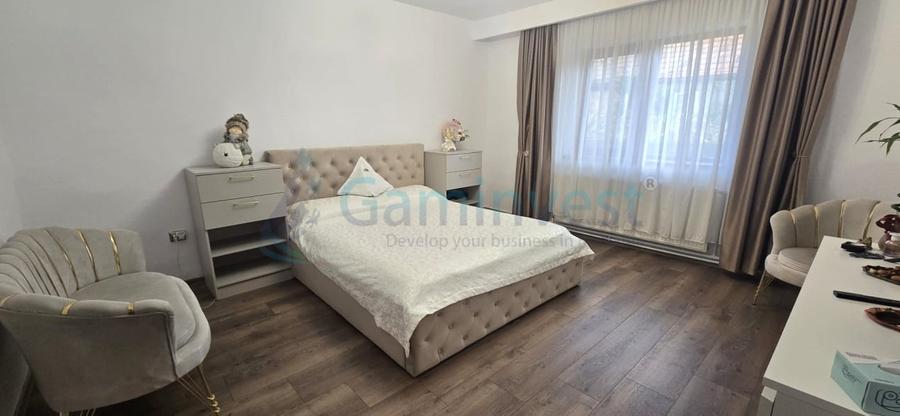 Casă individuală cu 4 camere cu Canalizare în Cacuciu Vechi