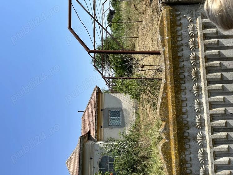 Casă cu 5 camere în Amărăști