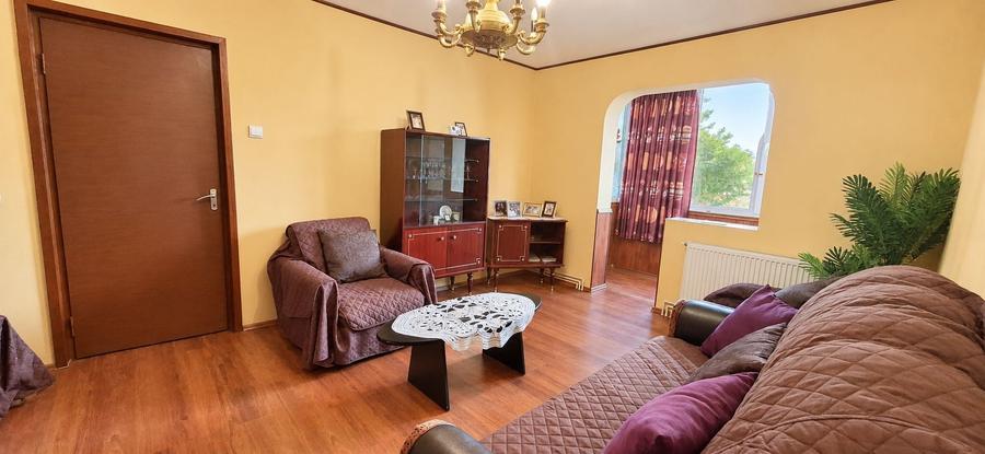 Apartament cu 2 camere semidecomandat în Astra