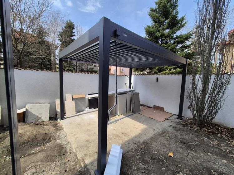 Apartament cu 4 camere decomandat, mobilat în Voluntari