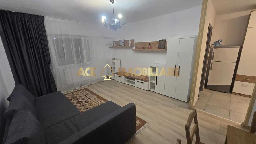 Garsonieră decomandată, mobilată în Vitan