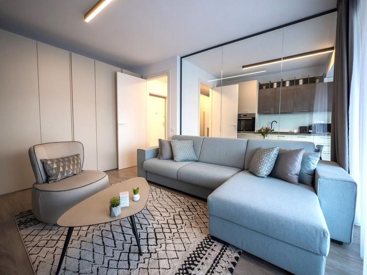 Apartament cu 2 camere decomandat în Aviației — fotografia 1