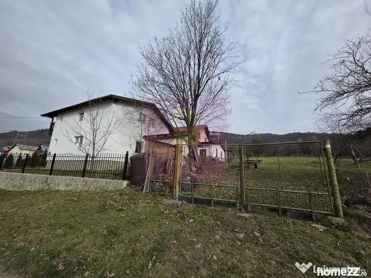 Casă cu 4 camere cu Teren 475 Mp în Valea Doftanei