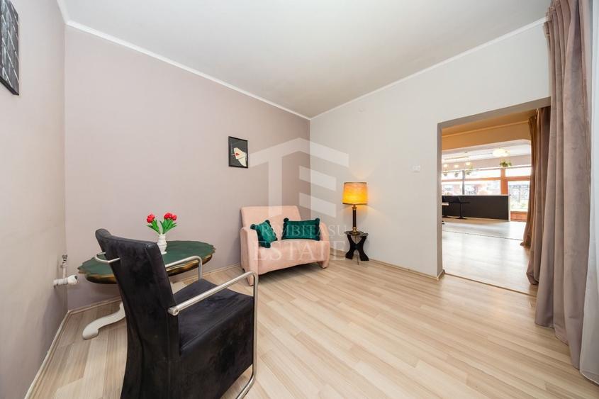 Spațiu comercial, de 72 mp, în Central