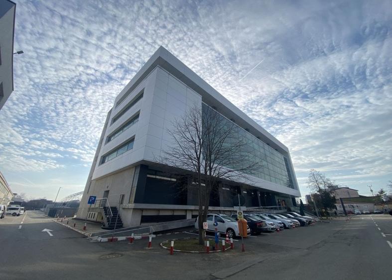 Birou, de 25,000 mp, în Aviației