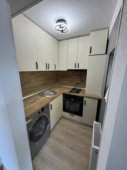 Apartament cu 2 camere nedecomandat în Central