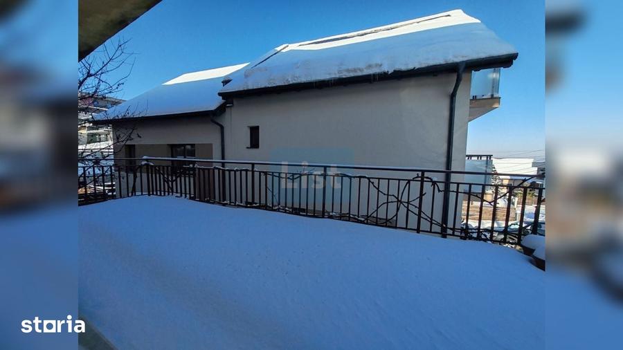 Apartament cu 3 camere semidecomandat în Bună Ziua
