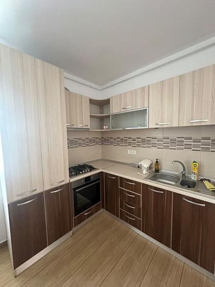 Apartament cu 2 camere decomandat în Mihai Bravu