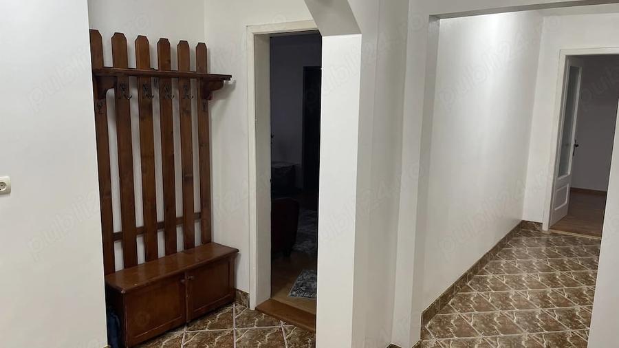 Apartament cu 4 camere decomandat în Vasile Alecsandri