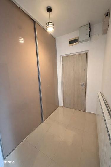 Apartament cu 3 camere, mobilat în Central
