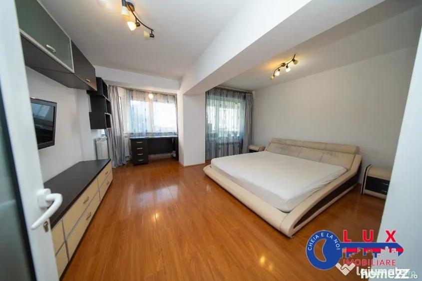 Apartament cu 3 camere decomandat în Babadag