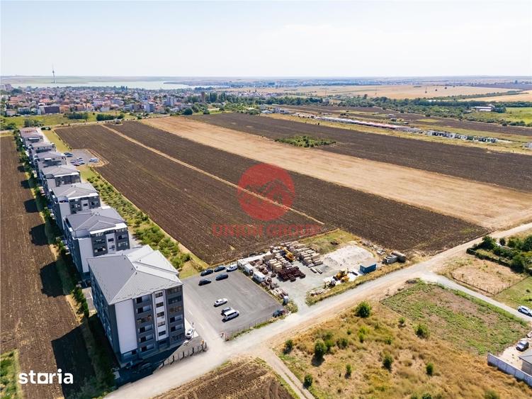 Teren de 17500 mp, în Central