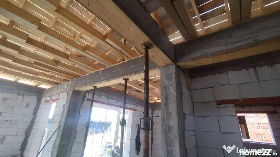 Casă cu 4 camere cu Teren 430 Mp în Cumpăna
