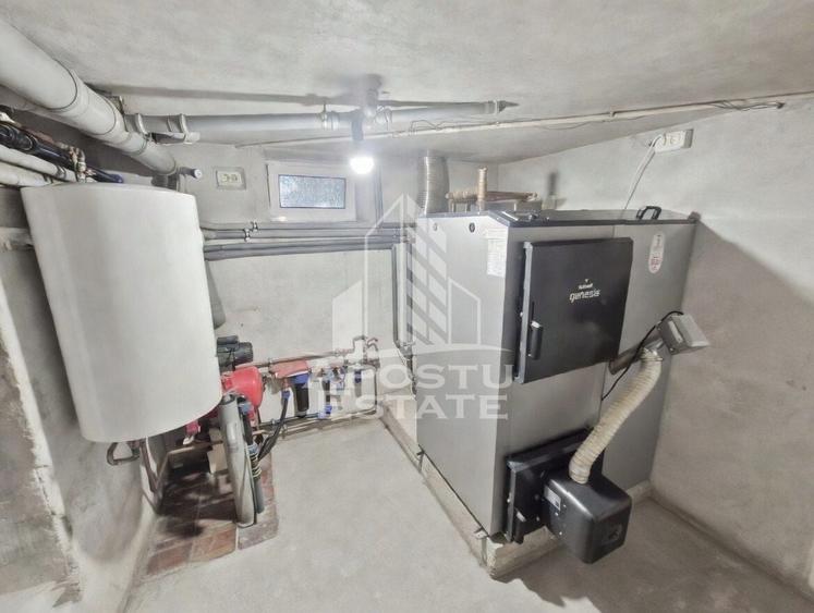Casă cu 6 camere cu Canalizare în Pesac