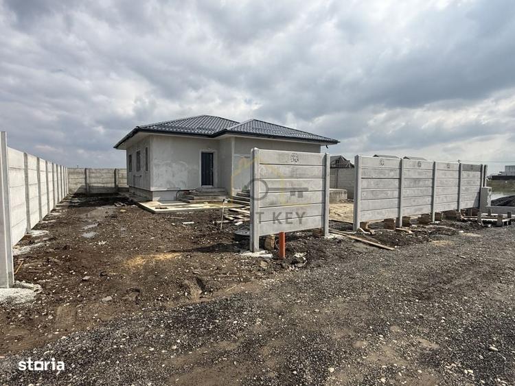 Casă cu 4 camere cu Teren 340 Mp în Central