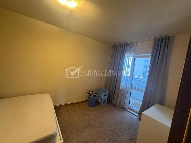 Apartament cu 4 camere semidecomandat în Mănăștur