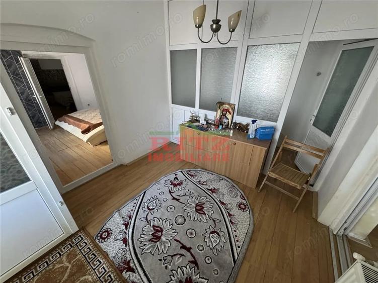 Casă cu 3 camere cu Teren 705 Mp în Piatra