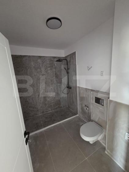 Apartament cu 2 camere semidecomandat, mobilat în Florești