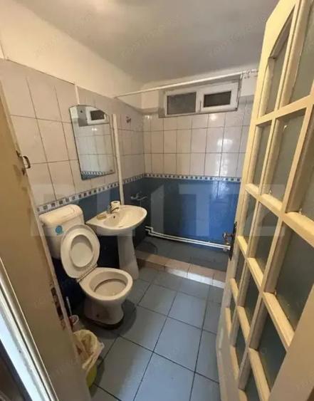 Casă cu 5 camere în Central