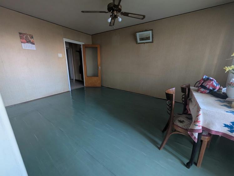 Apartament cu 3 camere circular în Drumul Taberei